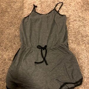 Romper Mossimo Company Juniors Small